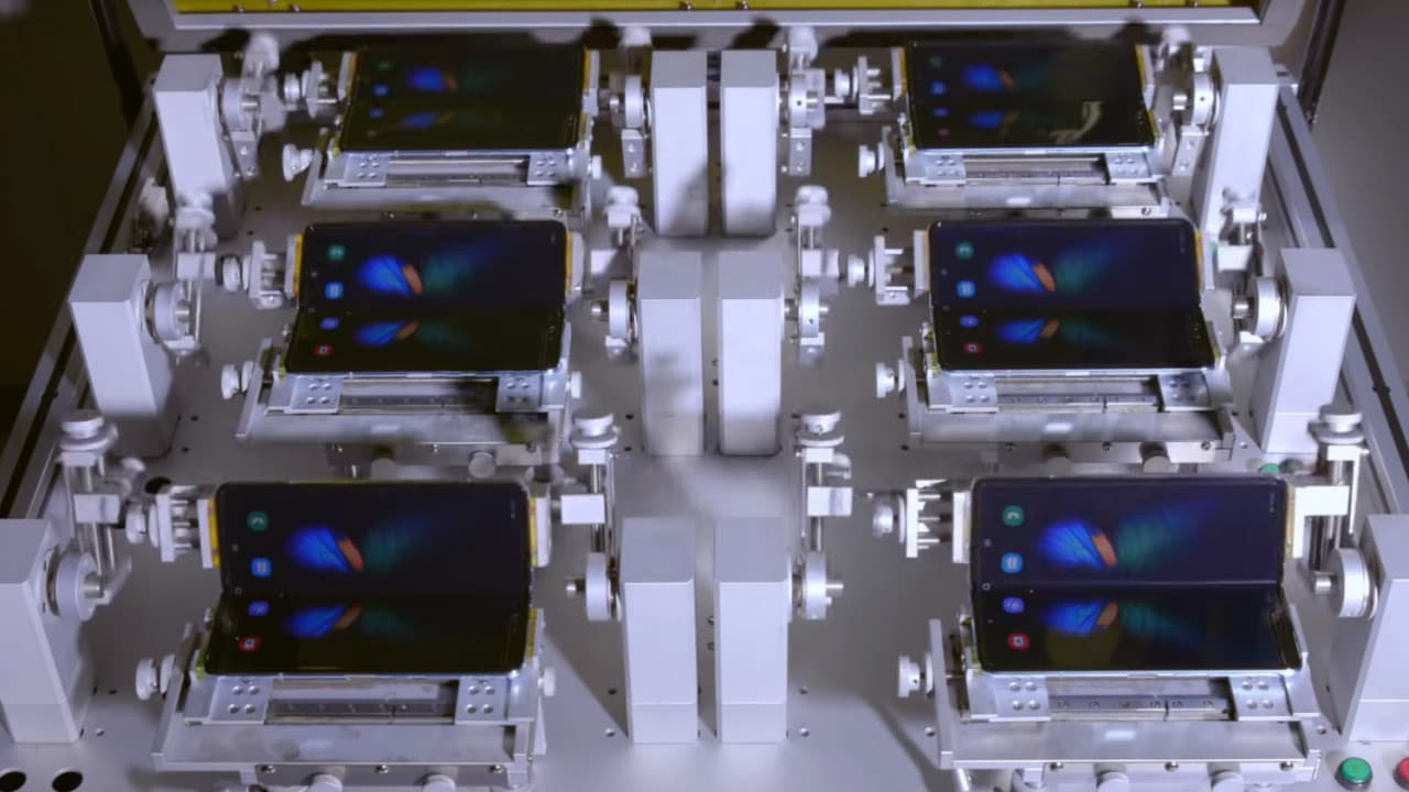 Samsung-მა Galaxy Fold-ის გამოსწორება შეძლო