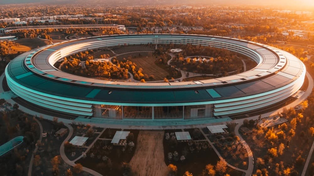 Apple-ის თანამშრომლებს დისტანციურად მუშაობა ურჩევნიათ