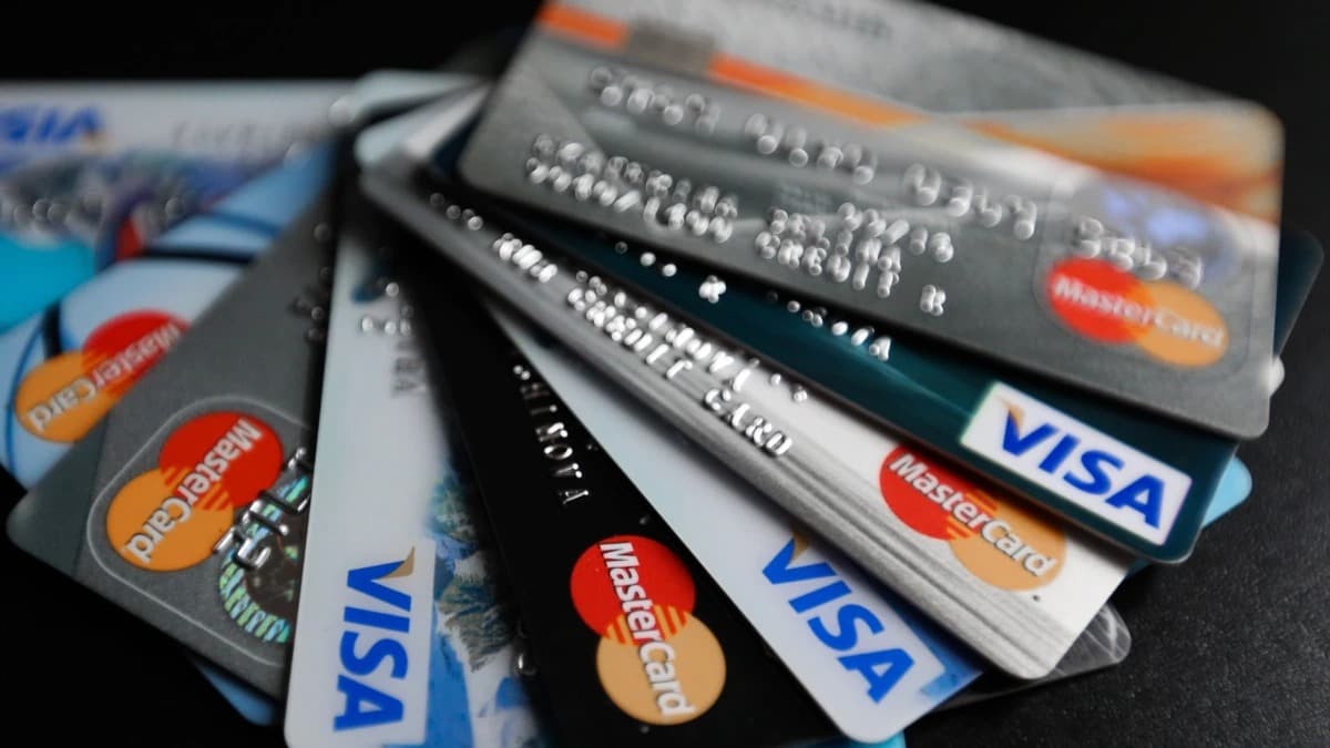 VISA და MasterCard აჩერებს რუსეთში მუშაობას