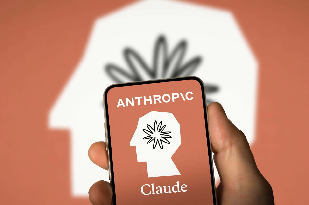 Anthropic ახლა $183 მილიარდი ღირს. კომპანიის შეფასება ექვს თვეში სამჯერ გაიზარდა