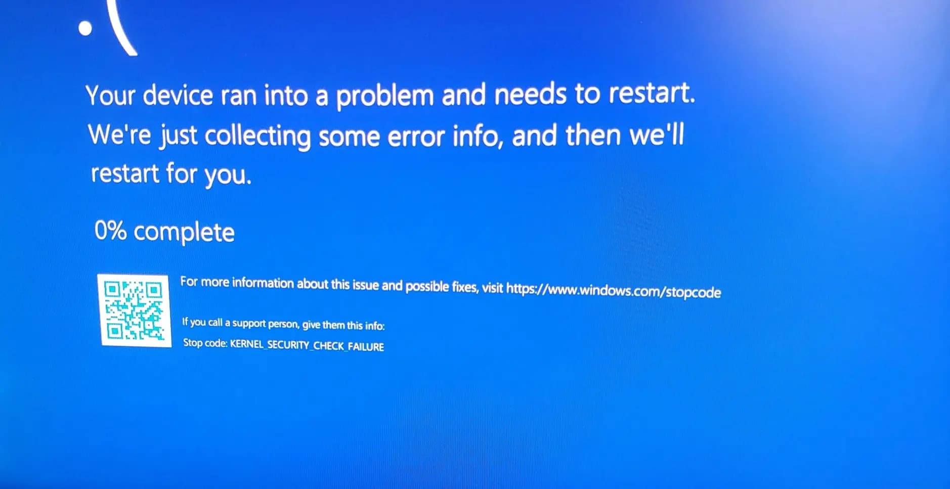 Microsoft-მა დაადასტურა, რომ Windows 11-ის განახლებამ BSOD და Wi-Fi პრობლემები გამოიწვია, თუმცა გამოსწორება უკვე გზაშია