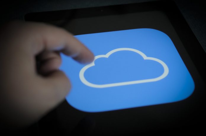Google wifi and iCloud illustration