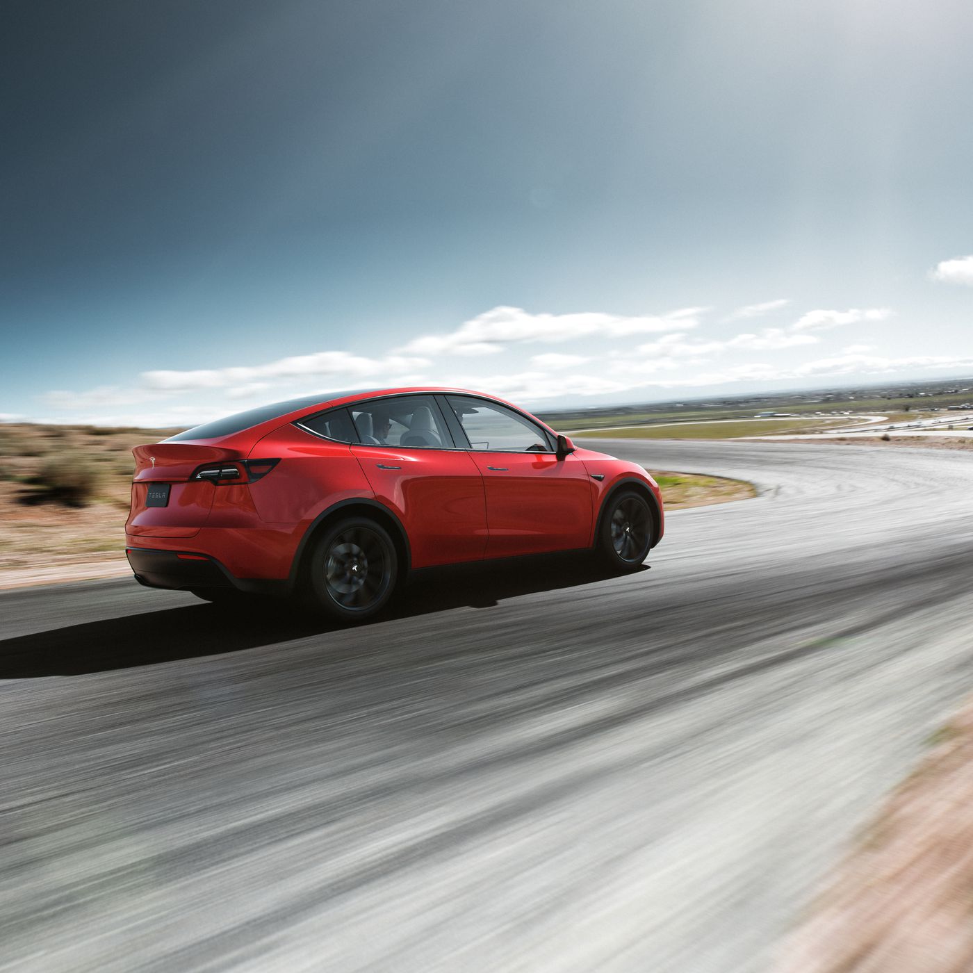 ილონ მასკმა ახალი Tesla წარმოადგინა