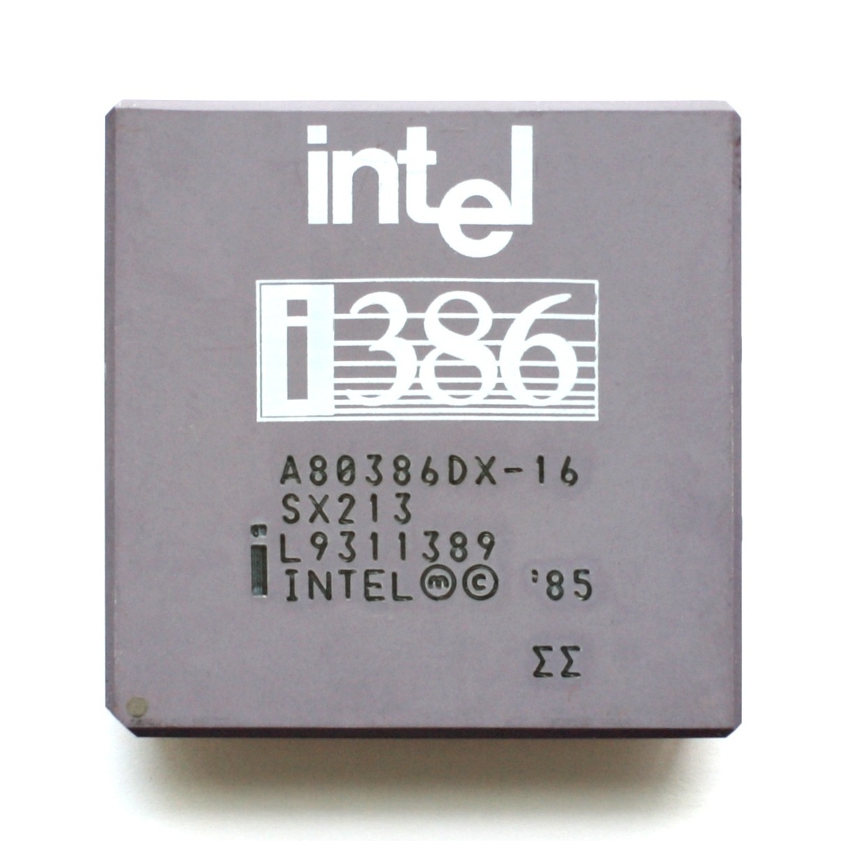 დამალული შეტყობინება ნაპოვნია ძველ Intel 386 პროცესორებზე