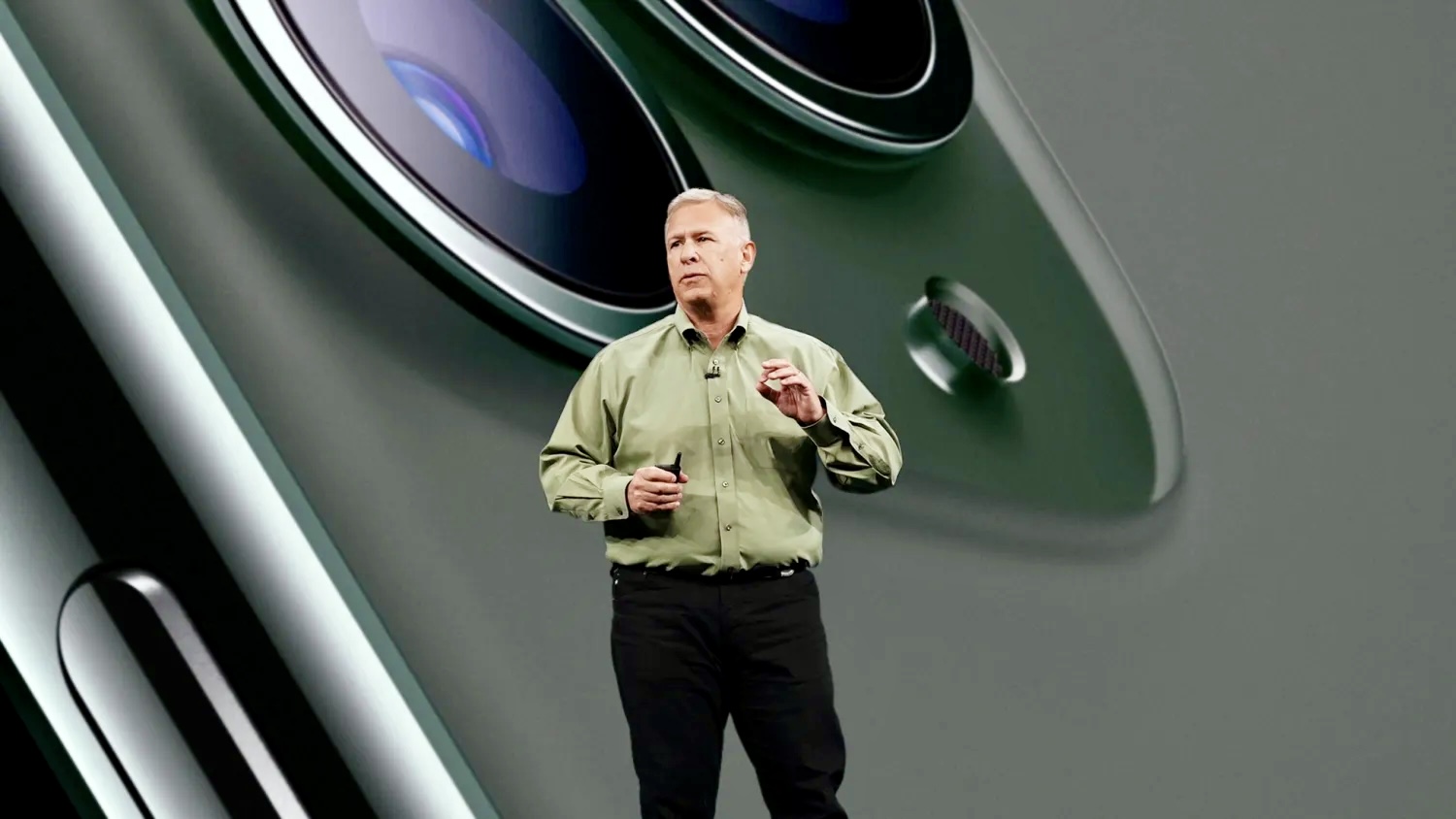 ფილ შილერი განმარტავს, თუ რატომ არის მესამე მხარის აპლიკაციების მაღაზიები “საშიში iPhone მფლობელებისთვის”